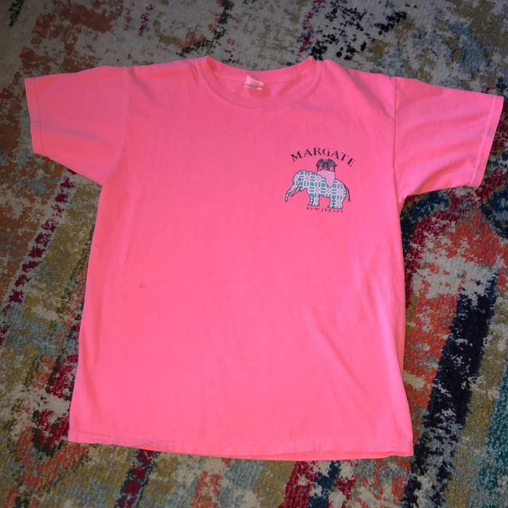 🧜🏼♀️3 for $15 item!🧜🏼♀️ short sleeve Margate New Jersey tee - Picture 1 of 6